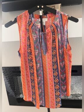Cynthia Rowley Sleeveless Blouse- Orange Multi
Measurements below. 
Size Medium